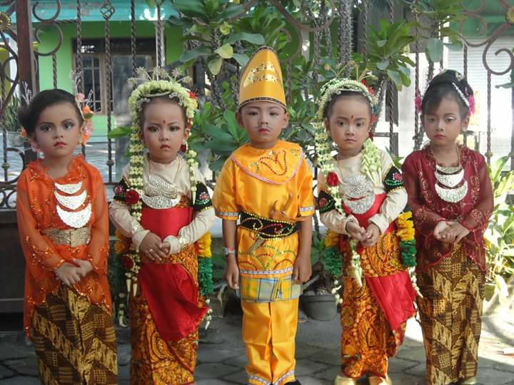 Detail Foto Karnaval Anak Tk Nomer 32