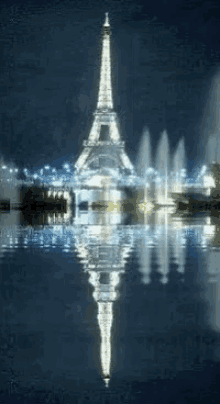 Detail Menara Eiffel Kartun Nomer 9