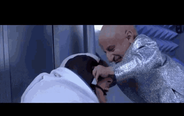 Detail Mini Me Gif Nomer 13