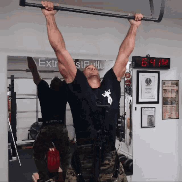 Detail Pull Up Gif Nomer 10