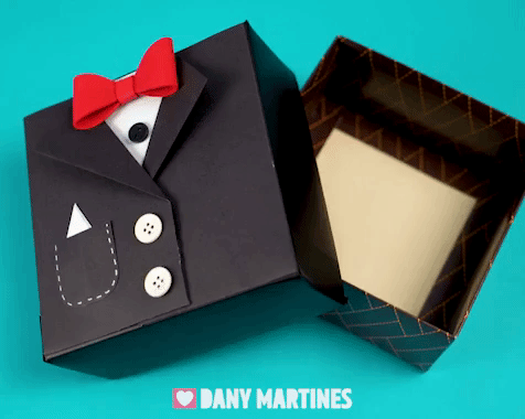 Detail Quick Gift Wrap Hacks Nomer 19