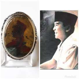 Detail Batu Akik Bergambar Soekarno Nomer 20