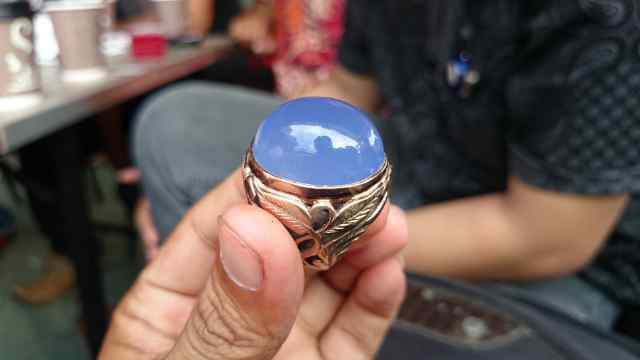 Detail Batu Akik Biru Transparan Nomer 27