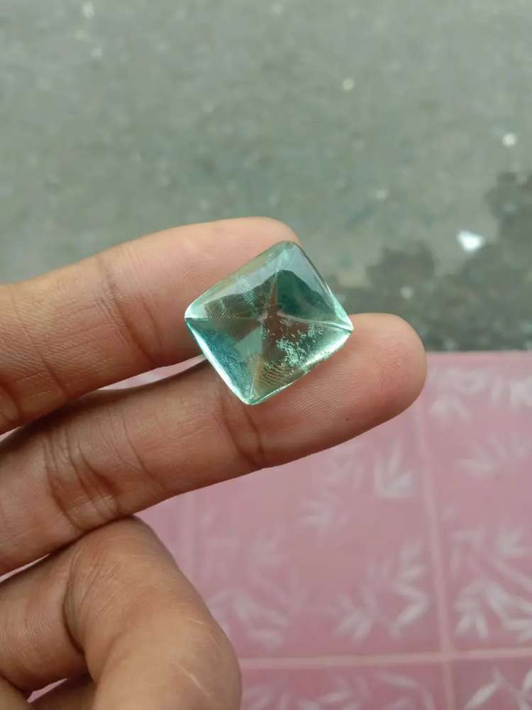 Detail Batu Aquamarine Hijau Nomer 25