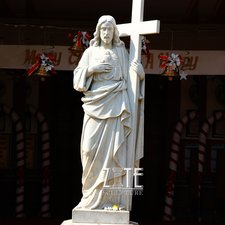 Detail Batu Gambar Yesus Di Taman Nomer 10