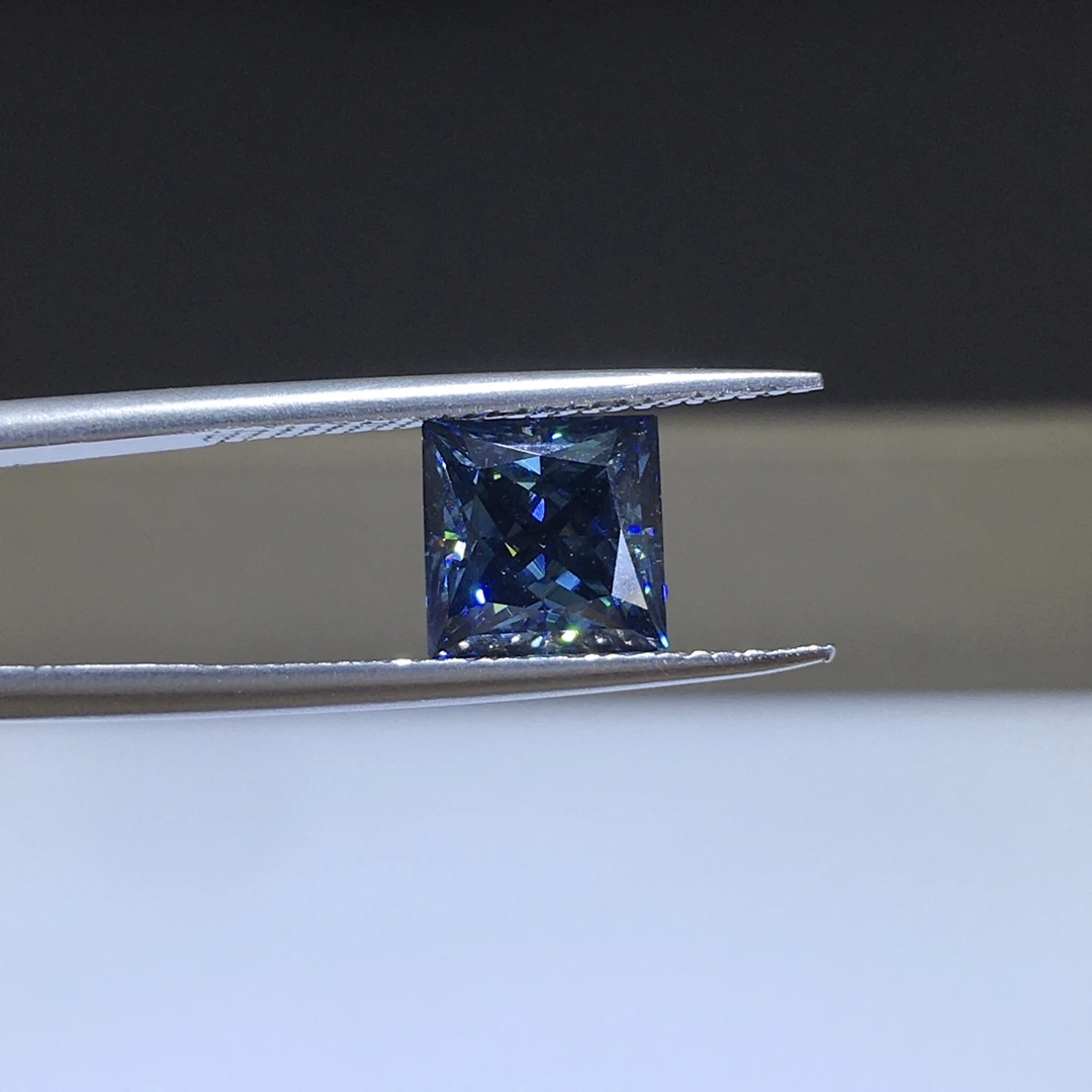 Detail Batu Moissanite Biru Nomer 57