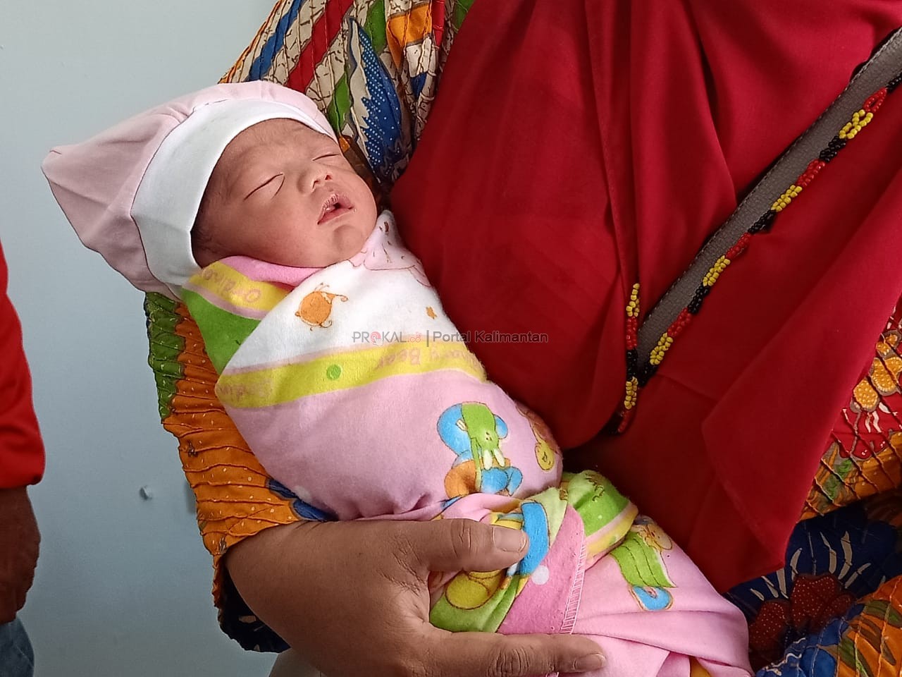 Detail Bayi Baru Lahir Laki Laki Nomer 4