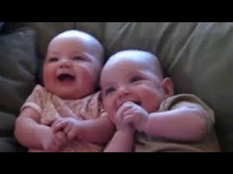 Detail Bayi Ketawa Terbahak Bahak Nomer 11