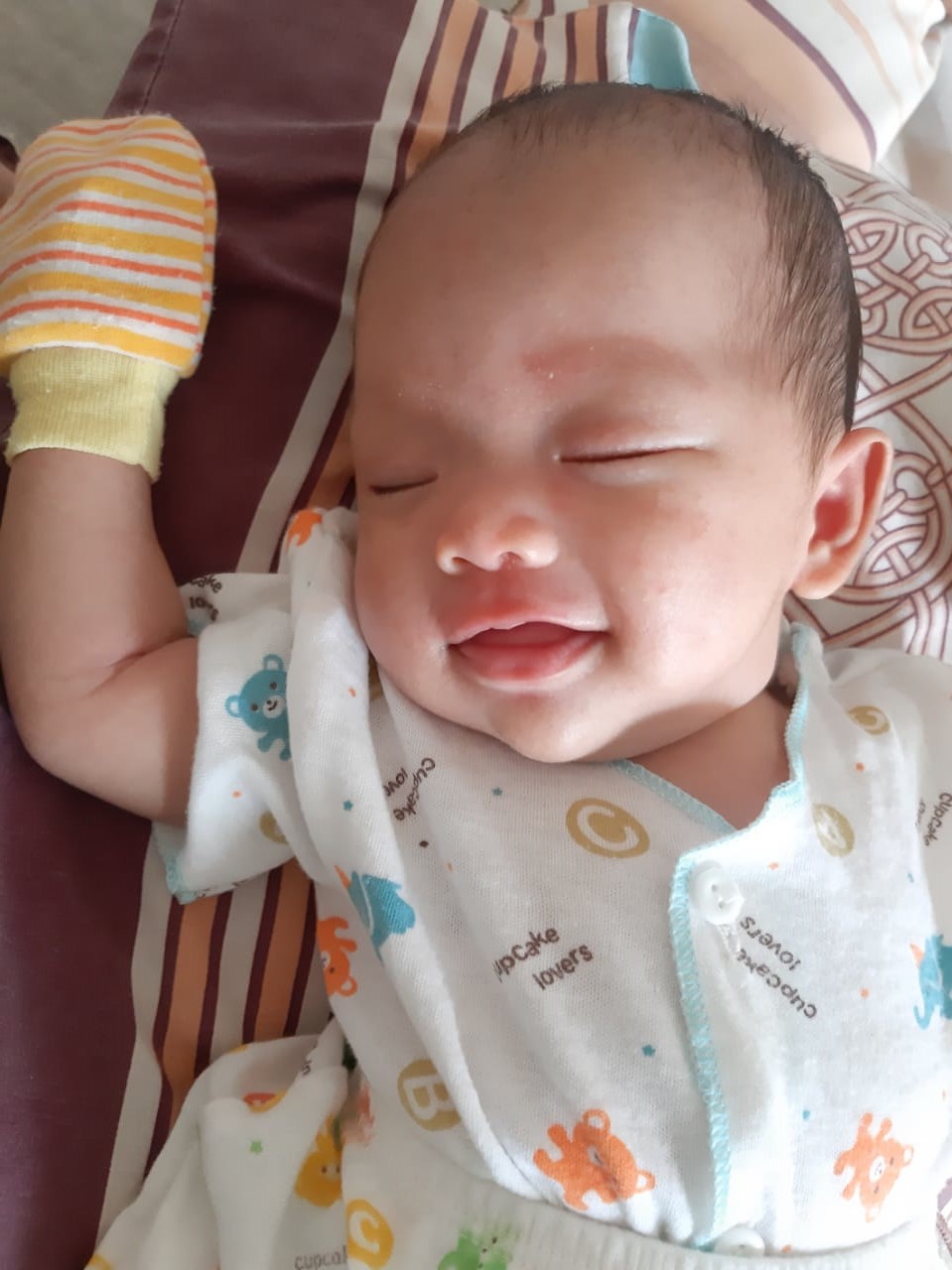 Detail Bayi Ketawa Terbahak Bahak Nomer 53