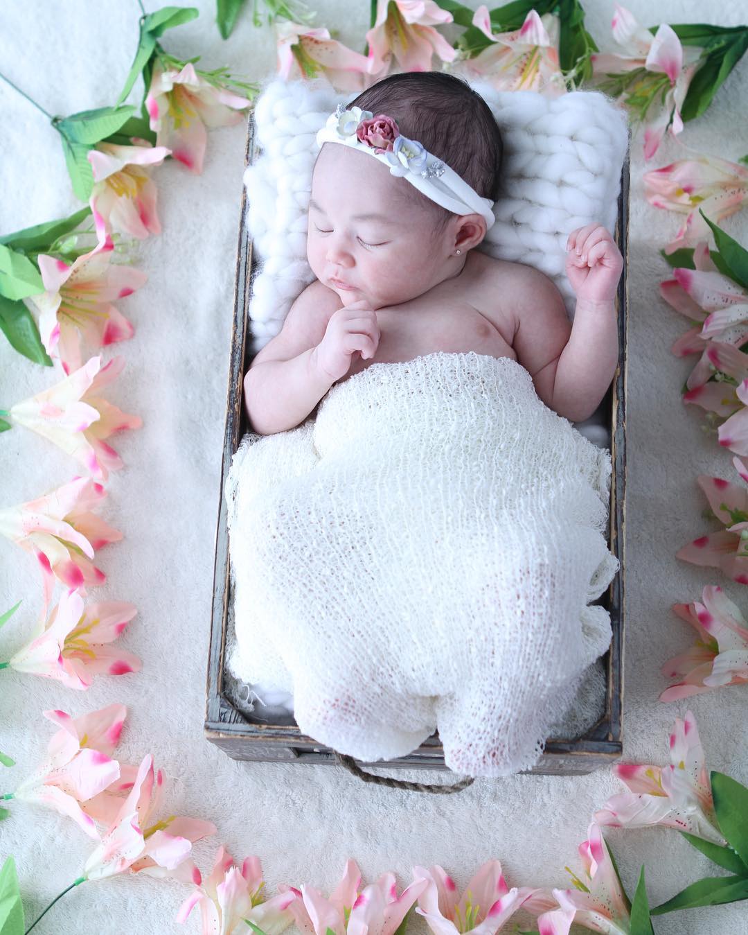 Detail Bayi Perempuan Cantik Baru Lahir Nomer 52