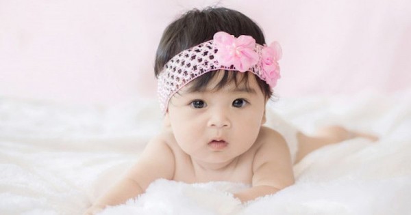 Detail Bayi Perempuan Lucu Dan Imut Nomer 11