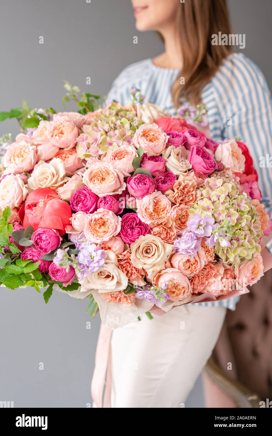 Detail Beautiful Flowers Bouquet Images Nomer 24