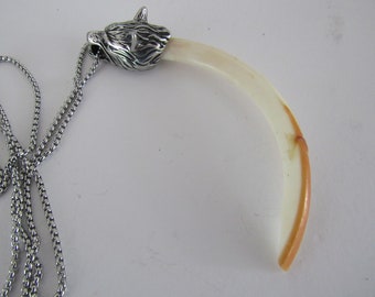 Detail Beaver Teeth Jewelry Nomer 35