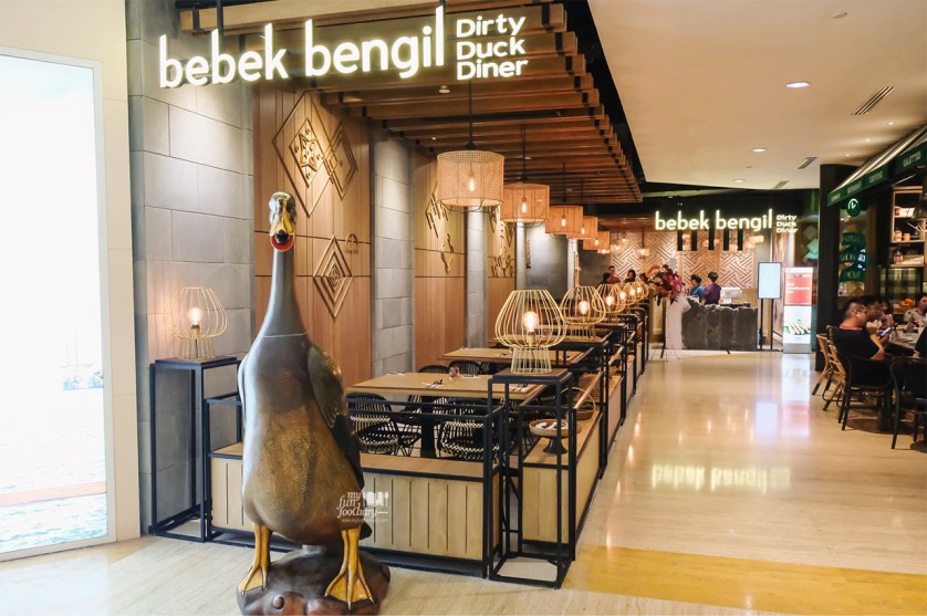 Detail Bebek Bengil Vs Bebek Tepi Sawah Nomer 52