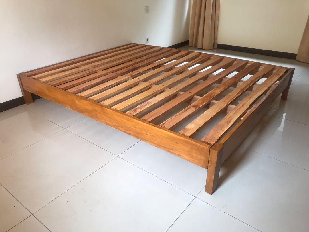 Detail Bed Frame Kayu Nomer 12