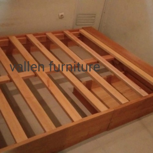 Detail Bed Frame Kayu Nomer 43