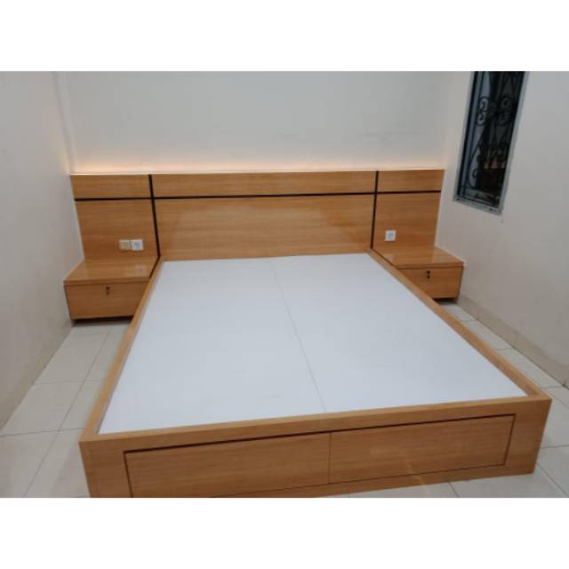Detail Bed Frame Kayu Nomer 48