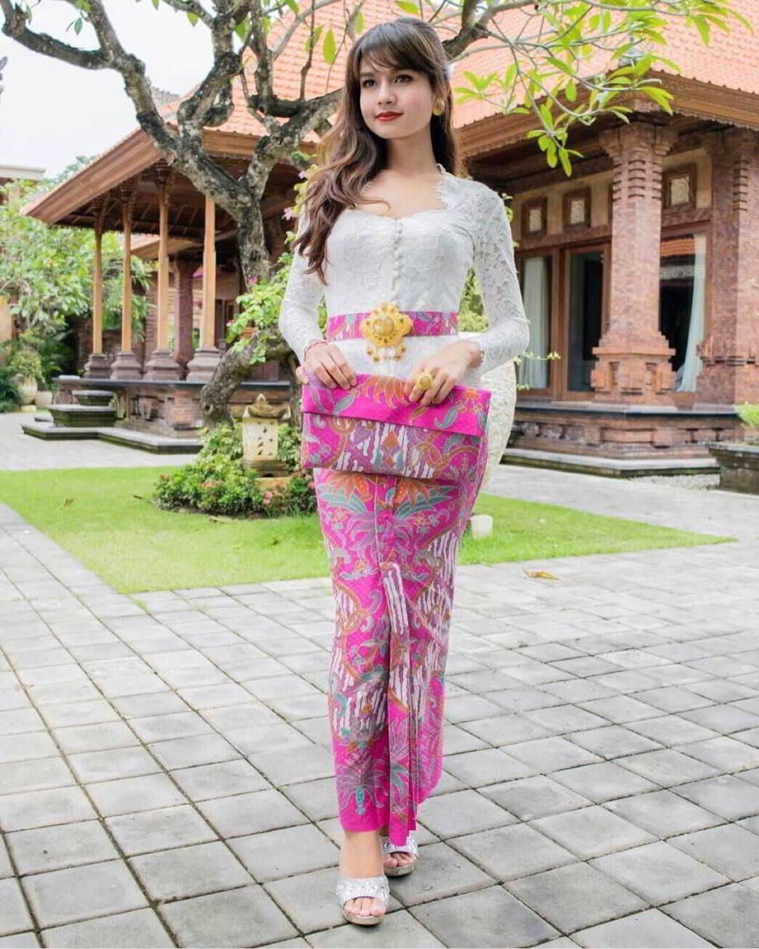 Detail Foto Kebaya Bali Terbaru Nomer 10