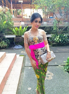 Detail Foto Kebaya Bali Terbaru Nomer 27