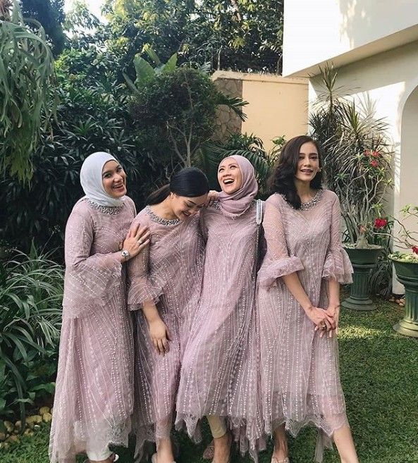 Detail Foto Kebaya Terbaru Nomer 43