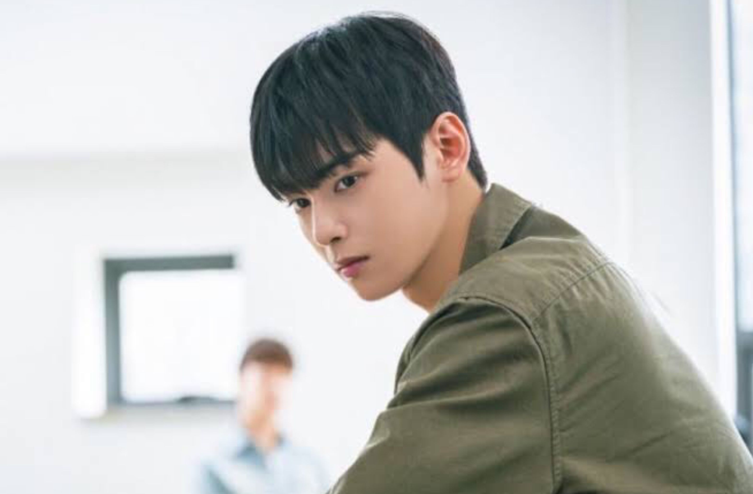 Detail Foto Kecil Cha Eun Woo Nomer 46