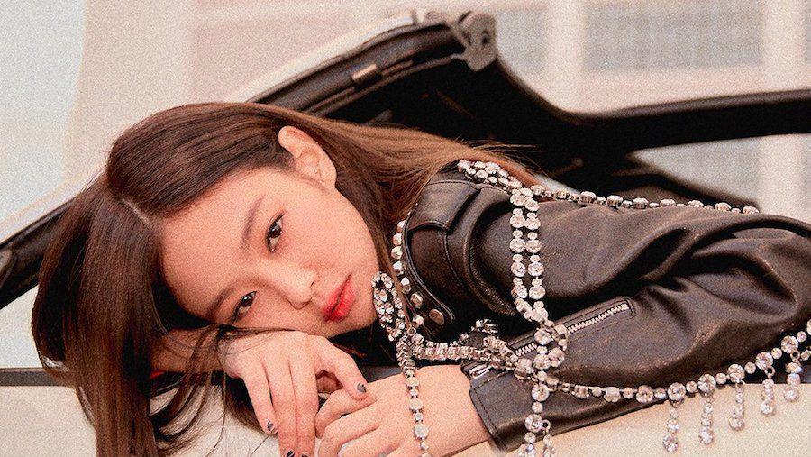 Detail Foto Kecil Jennie Blackpink Nomer 48