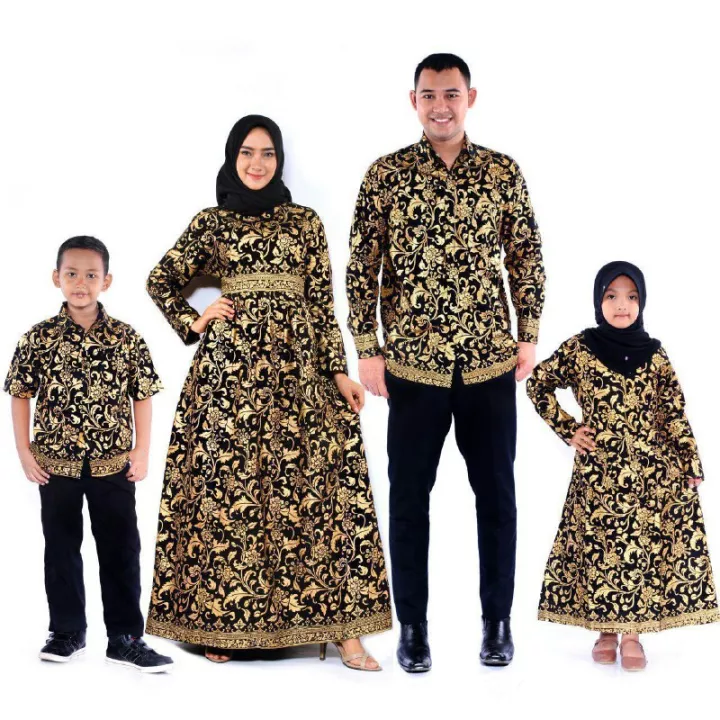 Detail Foto Keluarga Batik Nomer 15