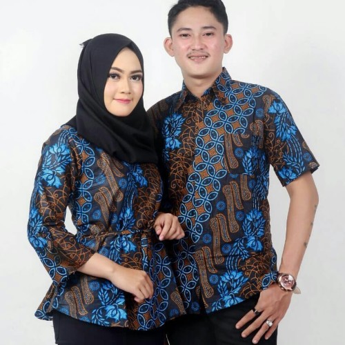 Detail Foto Keluarga Batik Nomer 27