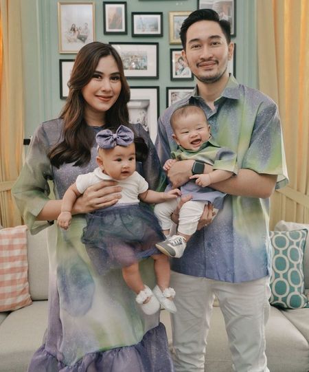 Detail Foto Keluarga Besar Raffi Ahmad Nomer 40