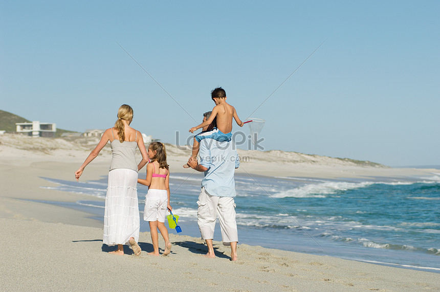 Detail Foto Keluarga Di Pantai Nomer 26