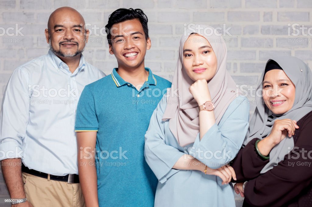 Detail Foto Keluarga Formal Nomer 15