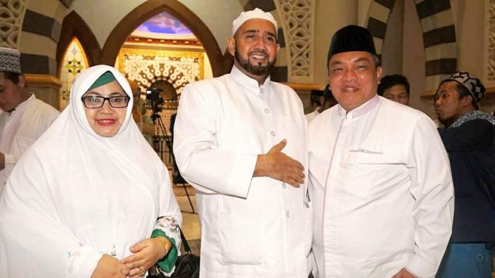 Detail Foto Keluarga Habib Syech Nomer 7