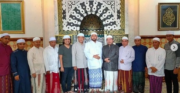 Foto Keluarga Habib Syech - KibrisPDR