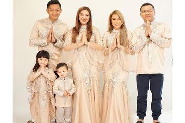 Detail Foto Keluarga Idul Fitri Nomer 50