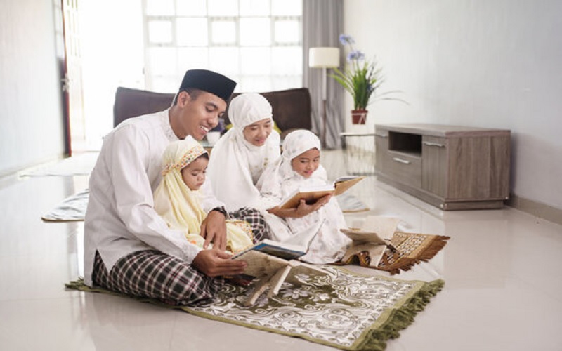 Foto Keluarga Muslim - KibrisPDR