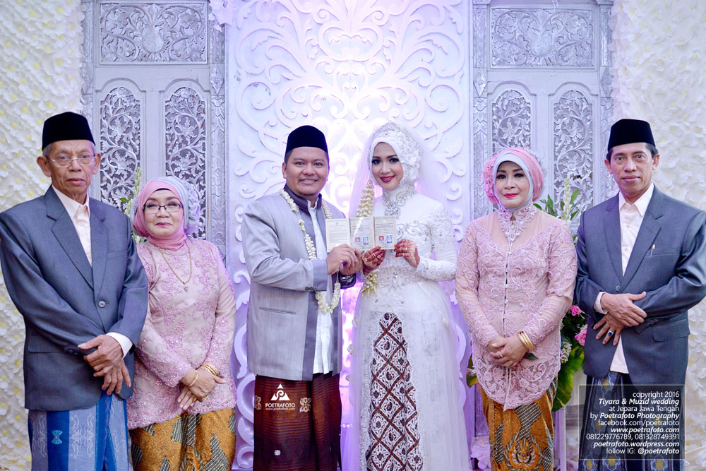 Detail Foto Keluarga Pengantin Nomer 10