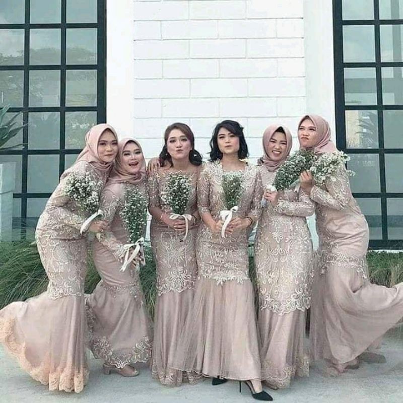 Detail Foto Keluarga Pengantin Nomer 22