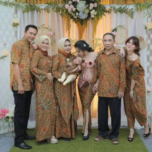 Detail Foto Keluarga Pengantin Nomer 29