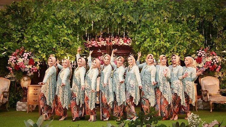 Detail Foto Keluarga Pengantin Nomer 4