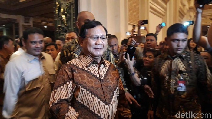 Detail Foto Keluarga Prabowo Nomer 39