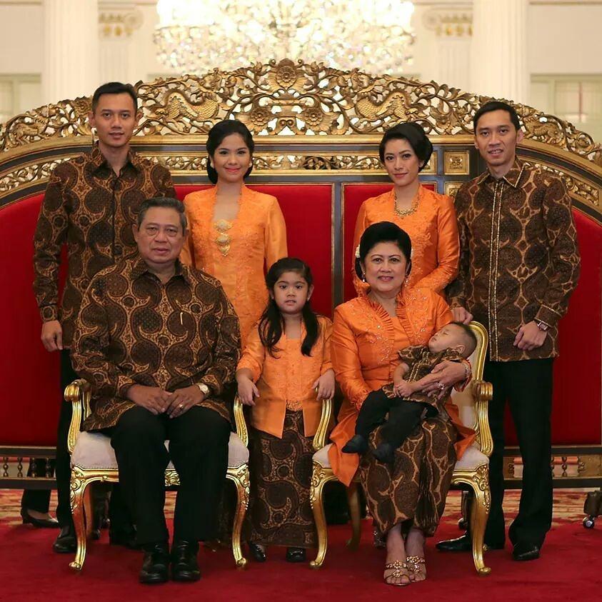 Detail Foto Keluarga Presiden Indonesia Nomer 13