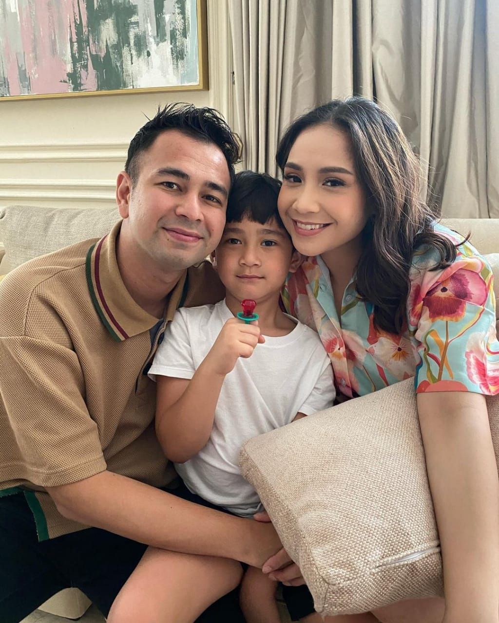 Detail Foto Keluarga Raffi Ahmad Nomer 24