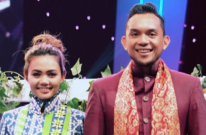 Detail Foto Keluarga Rina Nose Nomer 23