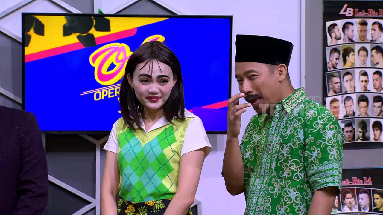 Detail Foto Keluarga Rina Nose Nomer 48