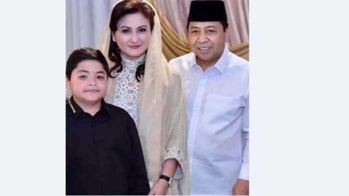 Detail Foto Keluarga Setya Novanto Nomer 13