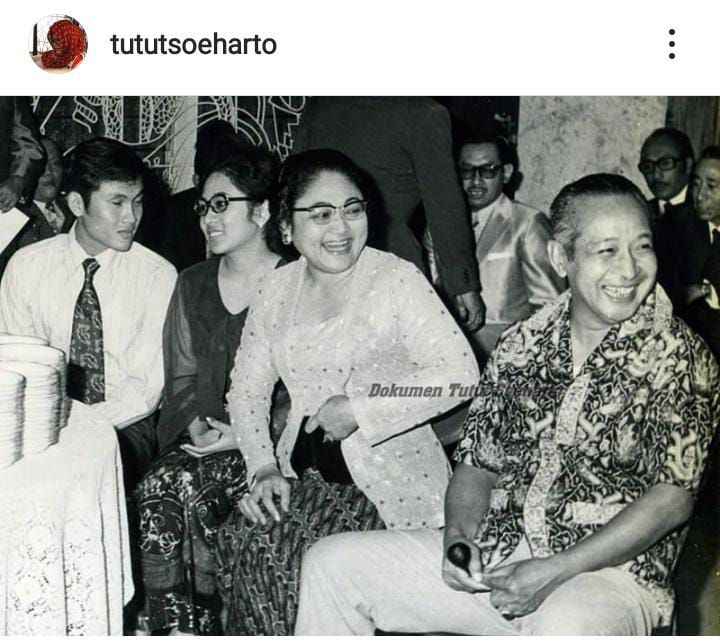 Detail Foto Keluarga Soeharto Nomer 13