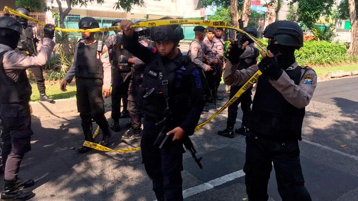 Detail Foto Keluarga Teroris Surabaya Nomer 31