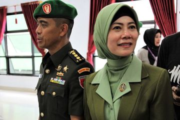 Detail Foto Keluarga Tni Nomer 13