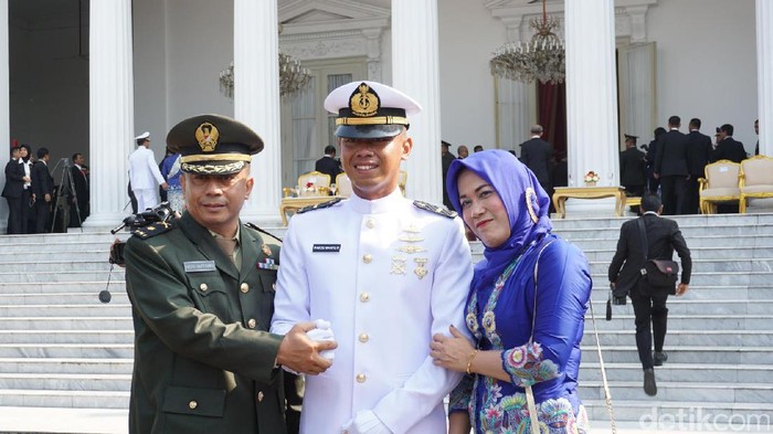 Detail Foto Keluarga Tni Nomer 24