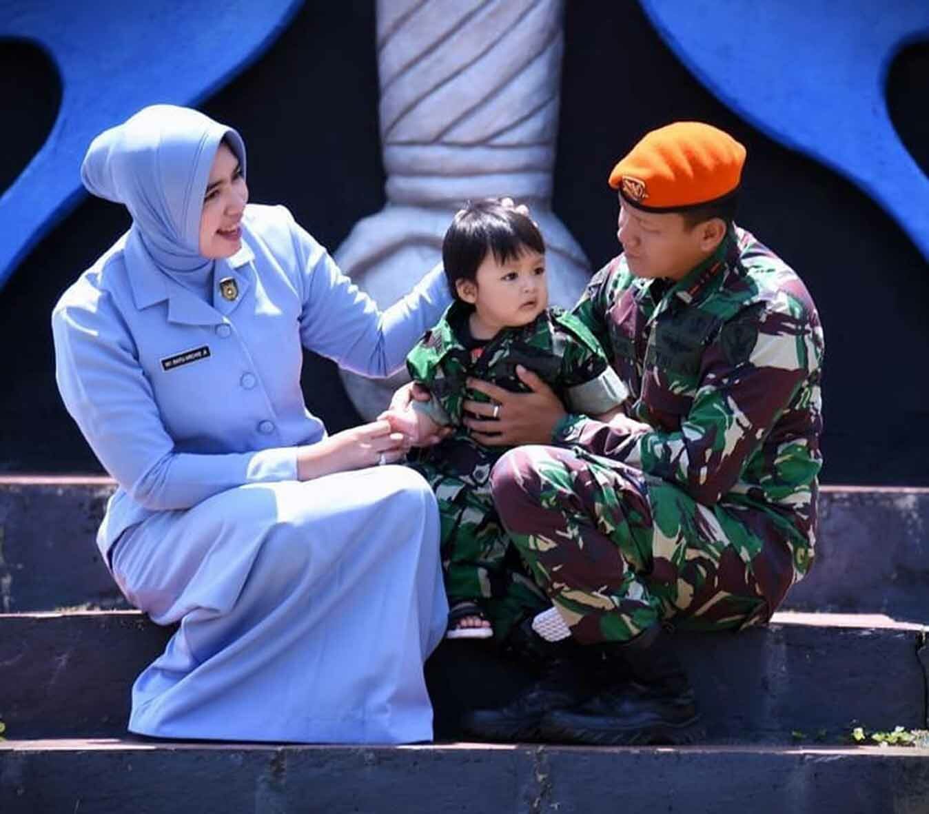 Detail Foto Keluarga Tni Ad Nomer 8